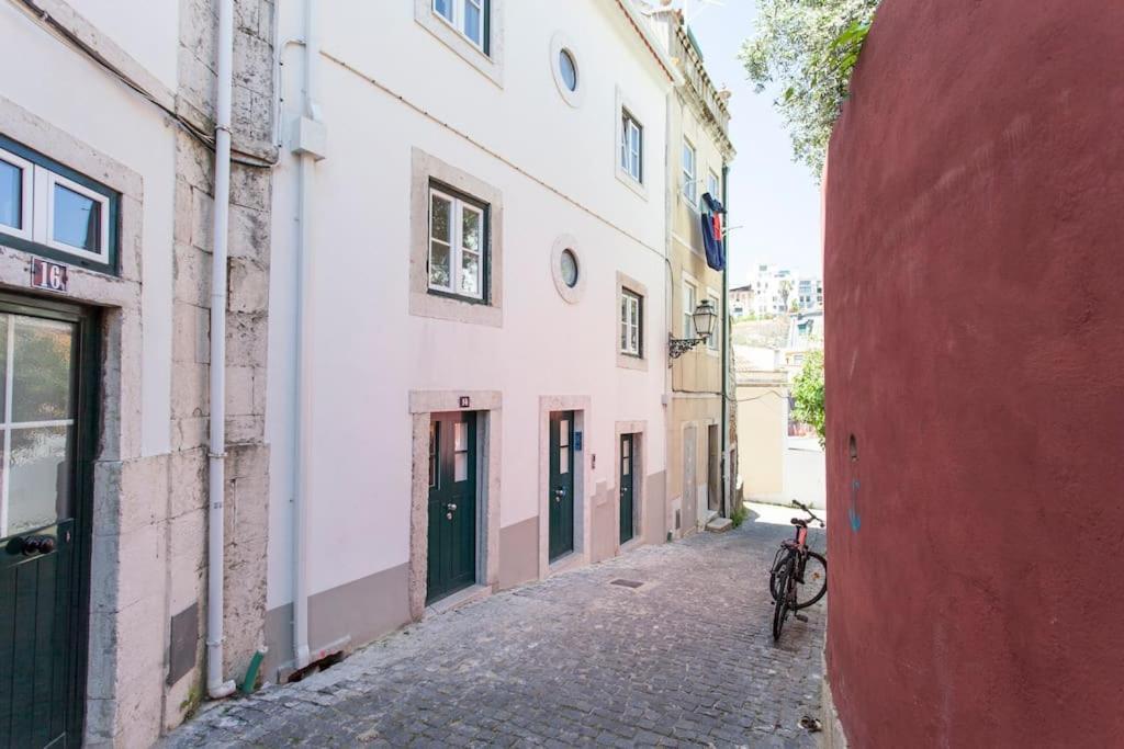 Sao Vicente IV - Eco-Flat With French Balcony & View Apartment Lisbon Exterior photo